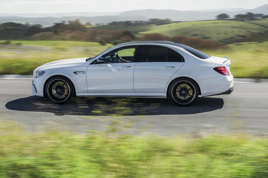  Mercedes-AMG E63 S 4Matic+ 2017 года  (AU) (фото 36 из 40)